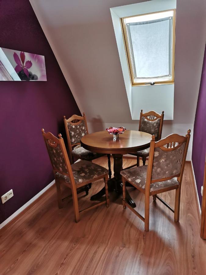 Monteur- Und Ferienwohnung In Hainichen - Obergeschoss Oder Dachgeschoss - Familie Weber Bockendorf Extérieur photo